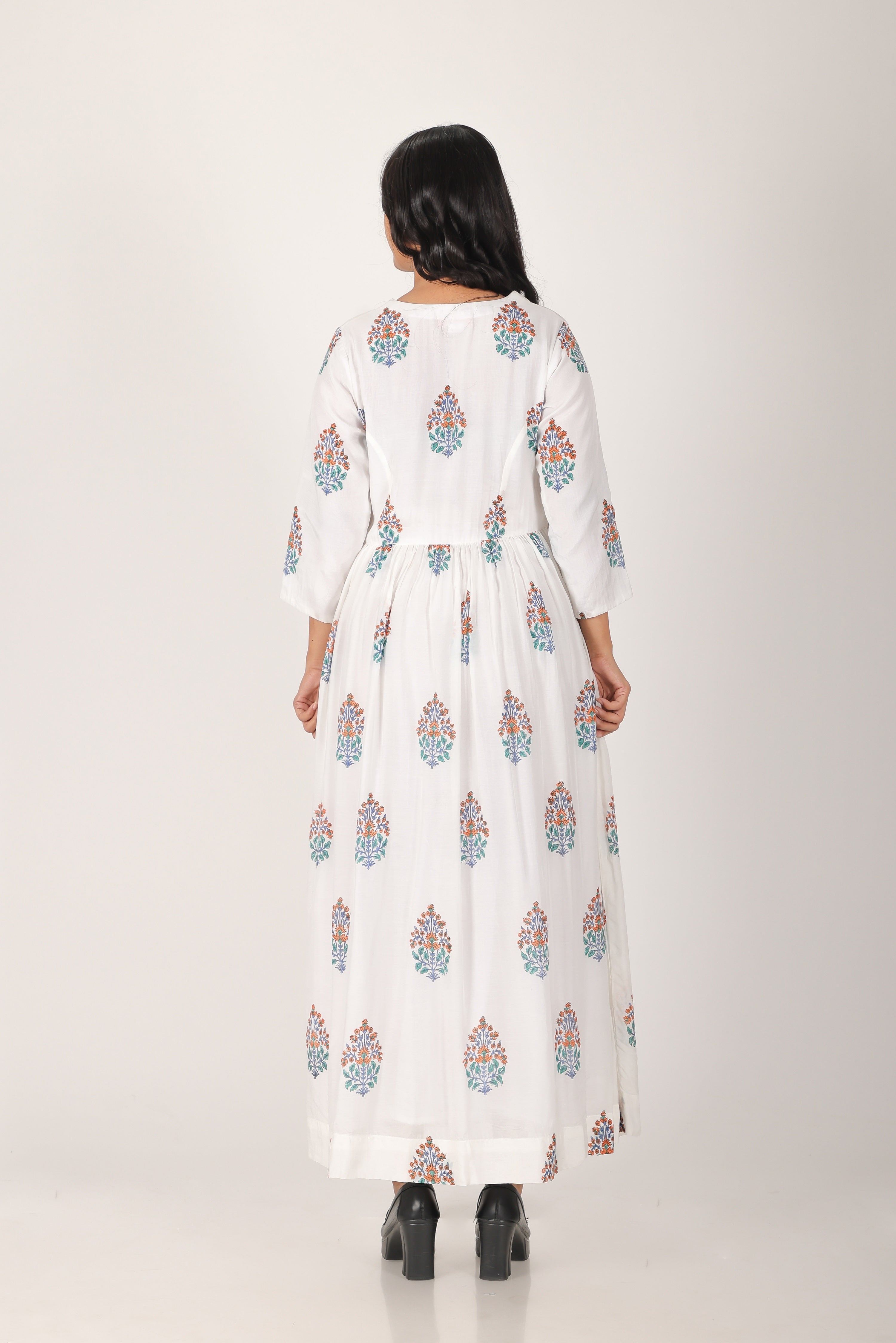 White Mughal wall dress